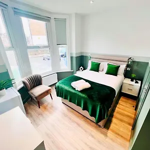 Kwatera prywatna 43 Ensuite Look Like Locations, Londyn